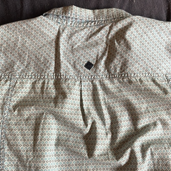 Prana button down. Like new- Large - Picture 4 of 4